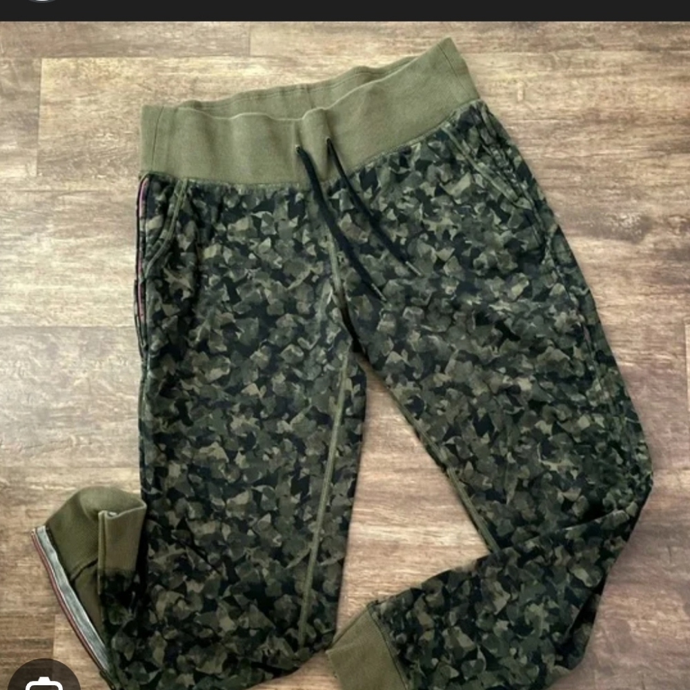 Lululemon Camo Pregym Joggers